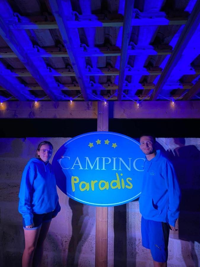 Camping Le Pressoir Petit-Palais-et-Cornemps Εξωτερικό φωτογραφία