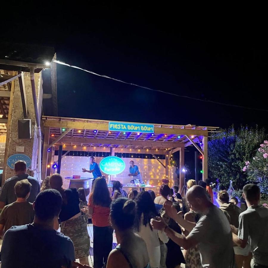 Camping Le Pressoir Petit-Palais-et-Cornemps Εξωτερικό φωτογραφία